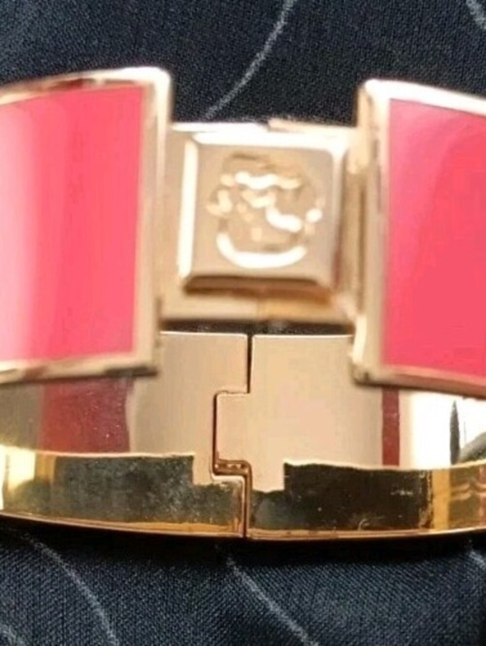 Spartina 449 Daufuskie Island Hot pink enamel and gold-plated hinged bracelet